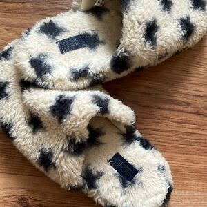 Rachel Zoe Fuzzy Slippers